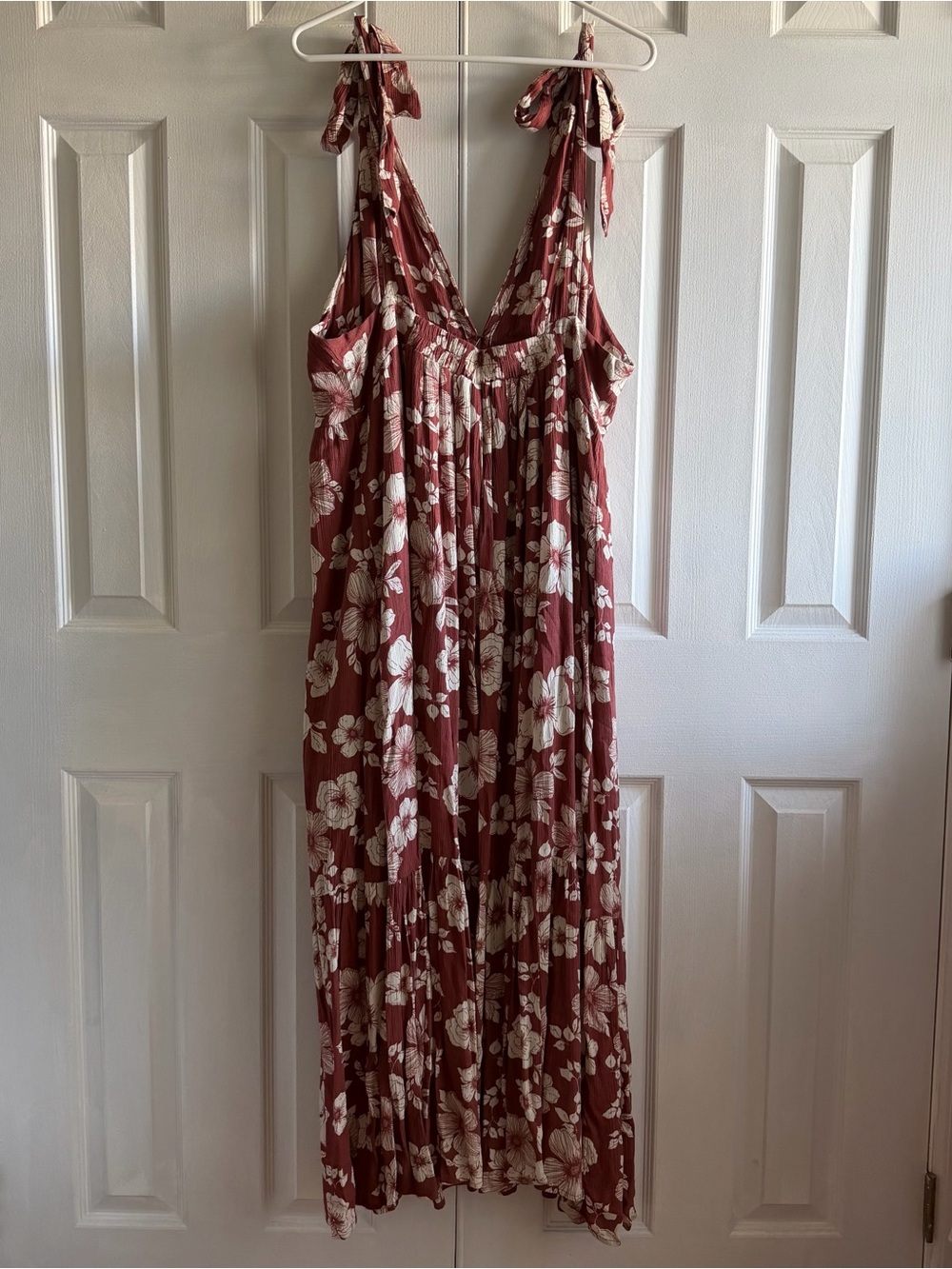 Abercrombie & Fitch Tie-Strap Floral Maxi Dress - Picture 4 of 6
